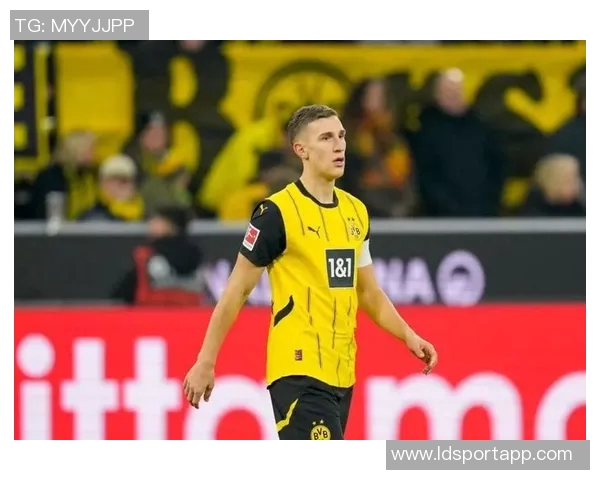 德天空曝拜仁若续约无望将转向多特后卫施洛特贝克