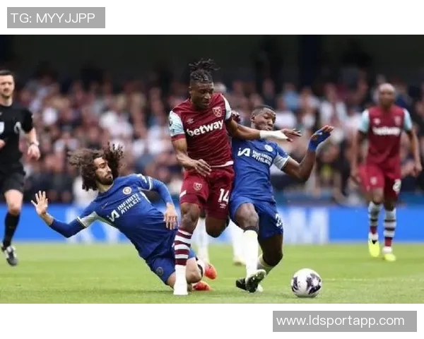 英超新援进球榜更新库杜斯独占鳌头三人紧随其后