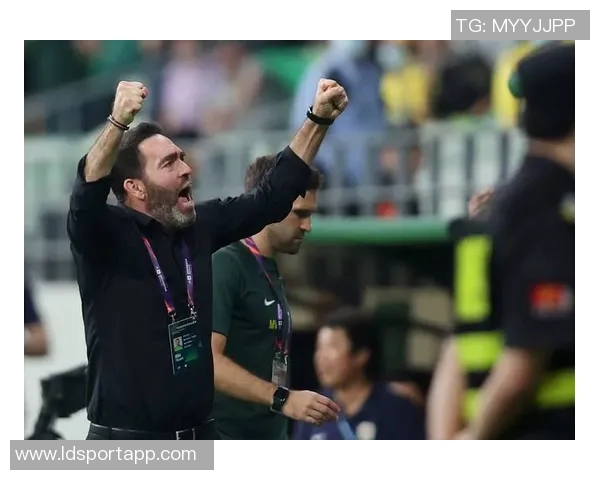 太阳主帅谈逆转胜利感受替补席与观众席的精神力量传递 太阳主帅谈逆转胜利感受替补席与观众席的精神力量传递