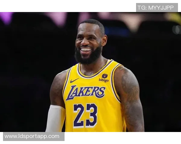 詹姆斯下场休息期间湖人净胜16分他的正负值为何却是14 詹姆斯下场休息期间湖人净胜16分他的正负值为何却是14