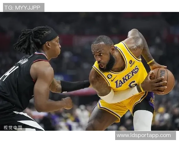 老鹰或将纽厄尔纳入浓眉交易波津肯纳德打包调薪方案 老鹰或将纽厄尔纳入浓眉交易波津肯纳德打包调薪方案