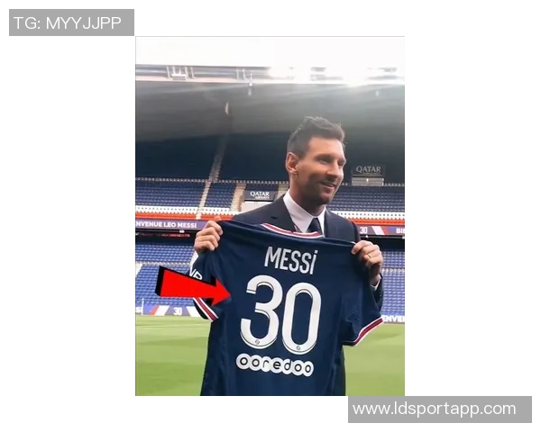 梅西分享佩戴阿根廷队长袖标的照片表达对国家和蓝白色的自豪感 梅西分享佩戴阿根廷队长袖标的照片表达对国家和蓝白色的自豪感