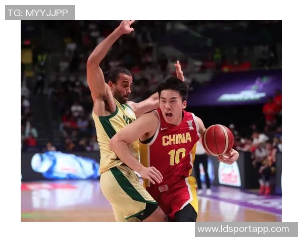 小卡谈三分球表现力争进步积极寻找机会提升投篮命中率 小卡谈三分球表现力争进步积极寻找机会提升投篮命中率