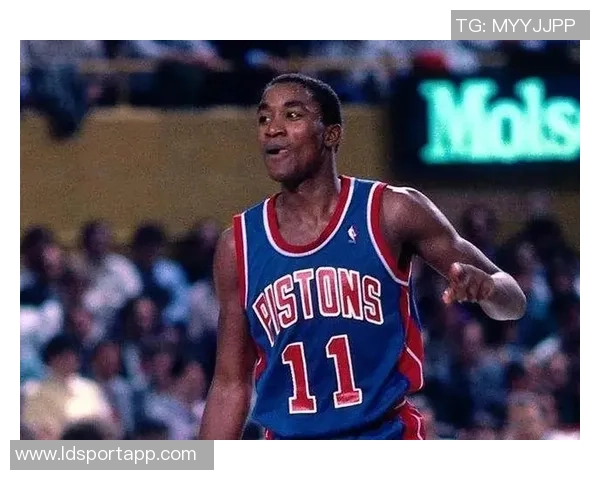 微笑刺客的逆袭小个子球员如何在球队中展现价值与实力